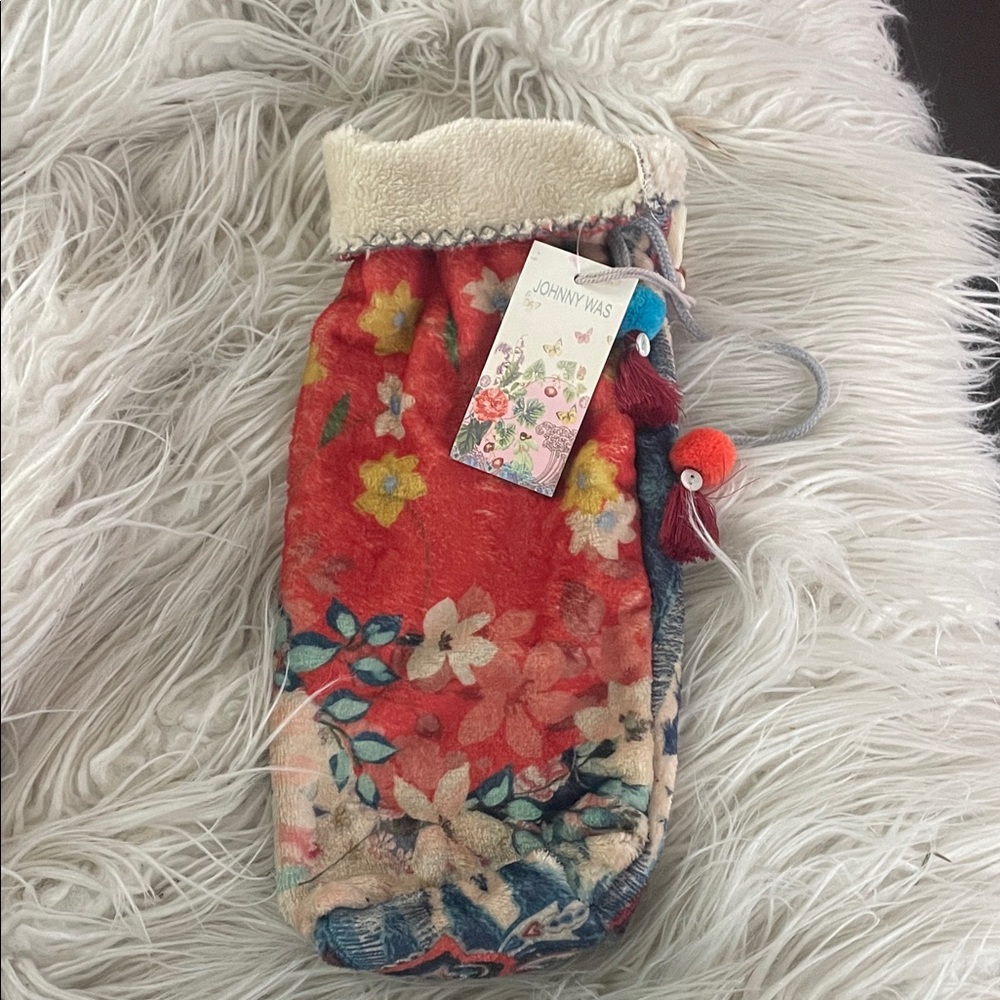 Johnny Was Vibrant Floral Knit Mittens